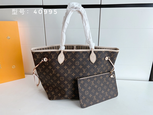 ルイヴィトンバッグ側面デザイン